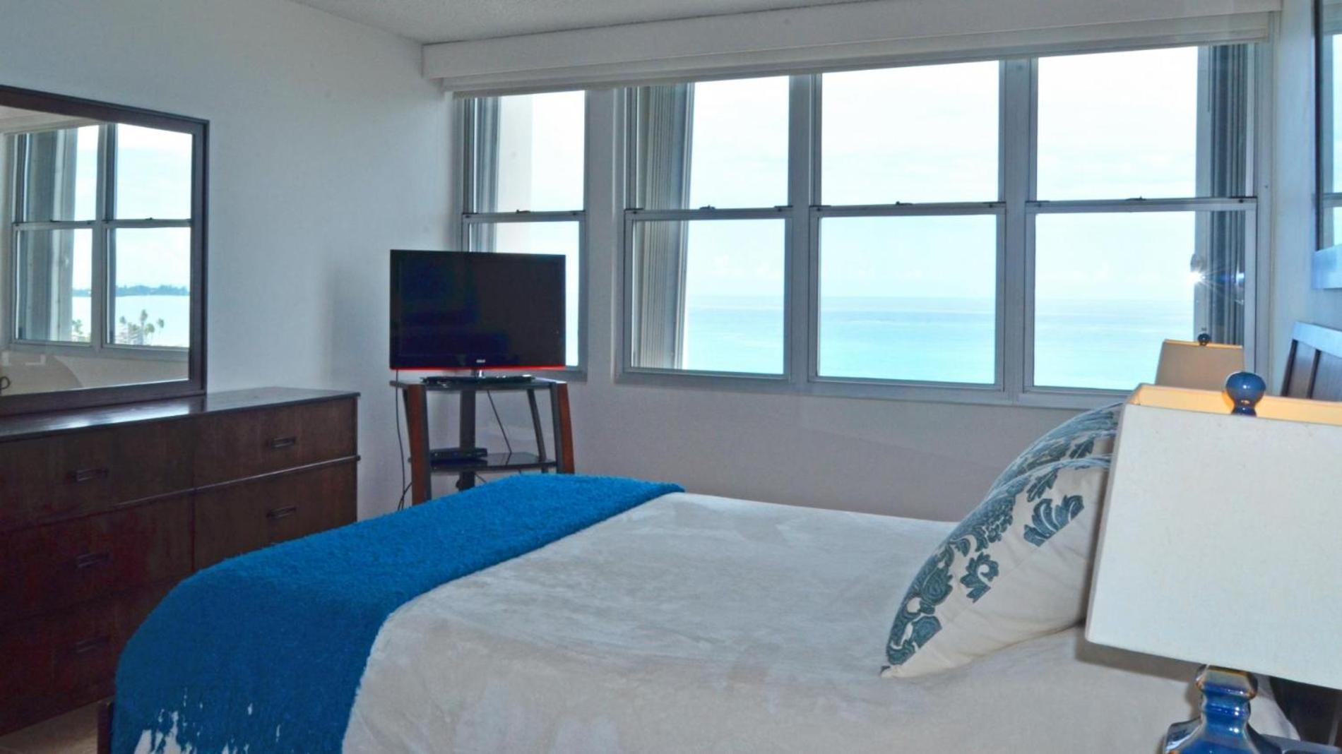 Isla Bella Apartment Сан Хуан Екстериор снимка