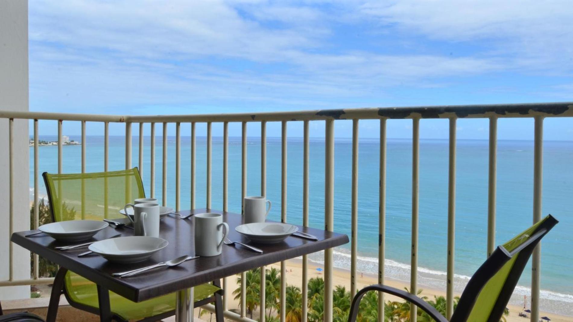 Isla Bella Apartment Сан Хуан Екстериор снимка